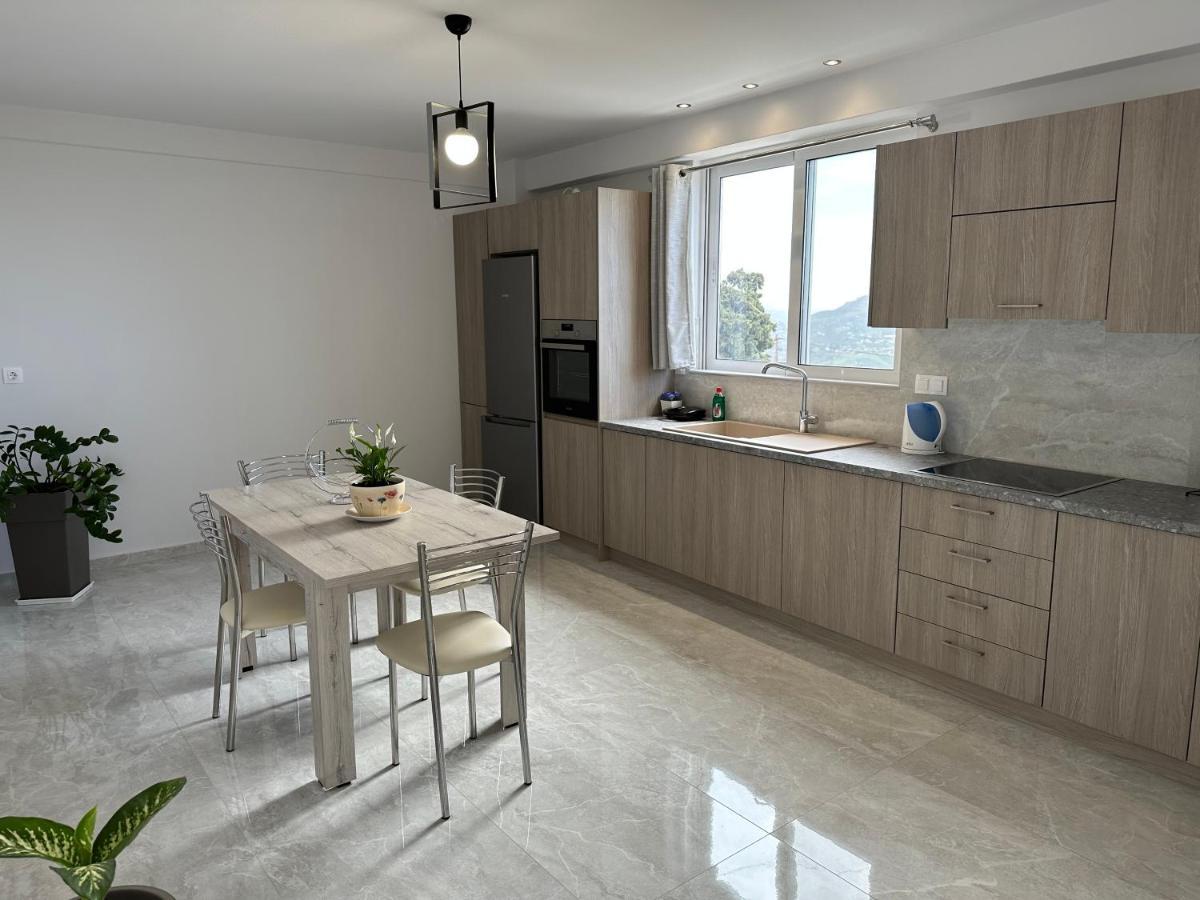 Angel Homes Плакіас Екстер'єр фото